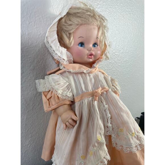 Vintage Eegee Softina Baby Doll Peach Dress Bonnet 1950s Vinyl 17” EG Marked - Picture 12 of 13